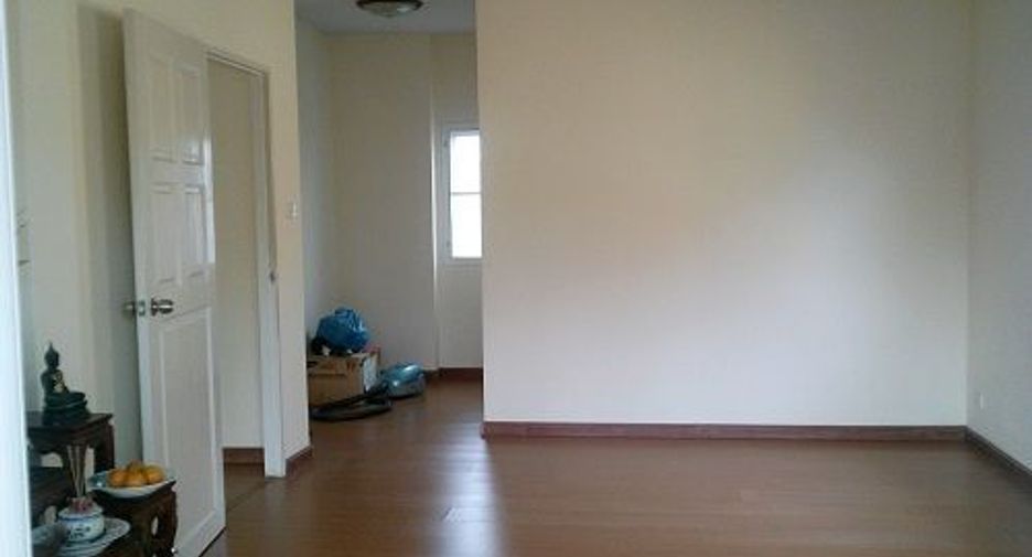 For sale 3 bedrooms house in Bang Phli, Samut Prakan