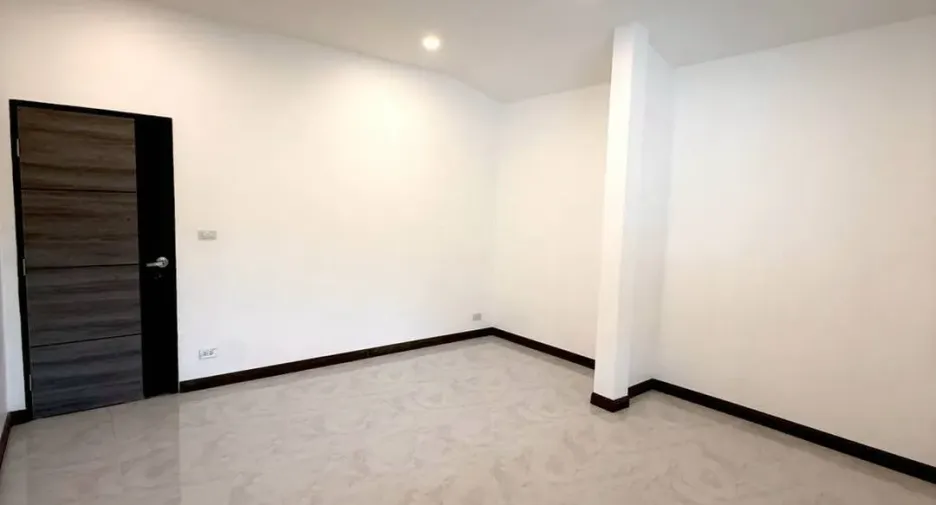 For sale 3 bedrooms house in Mueang Phuket, Phuket