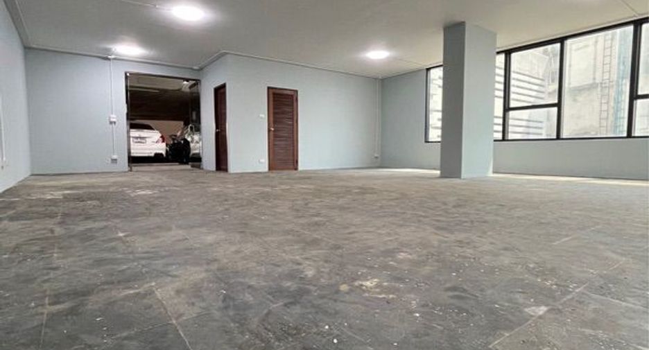 For sale 2 bedrooms condo in Bang Na, Bangkok
