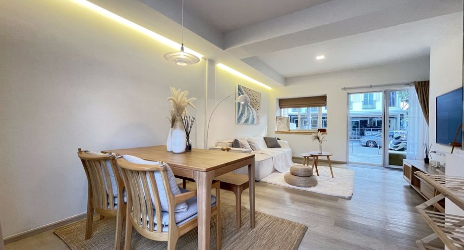 For sale and for rent 3 bedrooms townhouse in Prawet, Bangkok