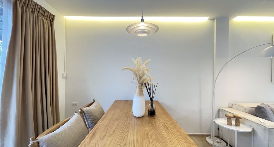 For sale and for rent 3 bedrooms townhouse in Prawet, Bangkok