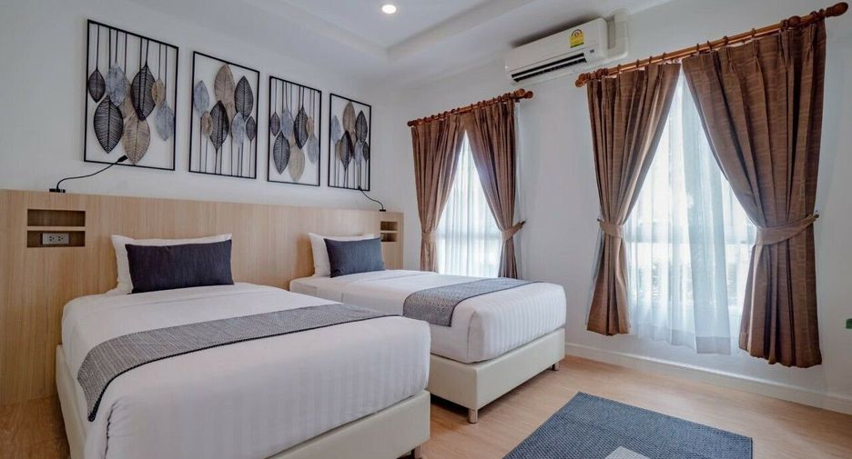 For rent 4 bedrooms villa in Mueang Phuket, Phuket