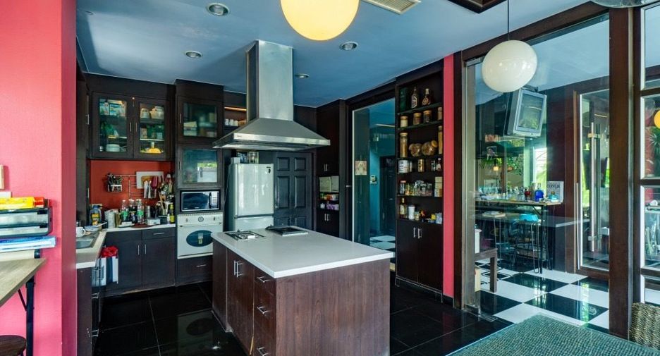 Villa zum Kauf mit 5 Zimmer in Suan Luang, Bangkok