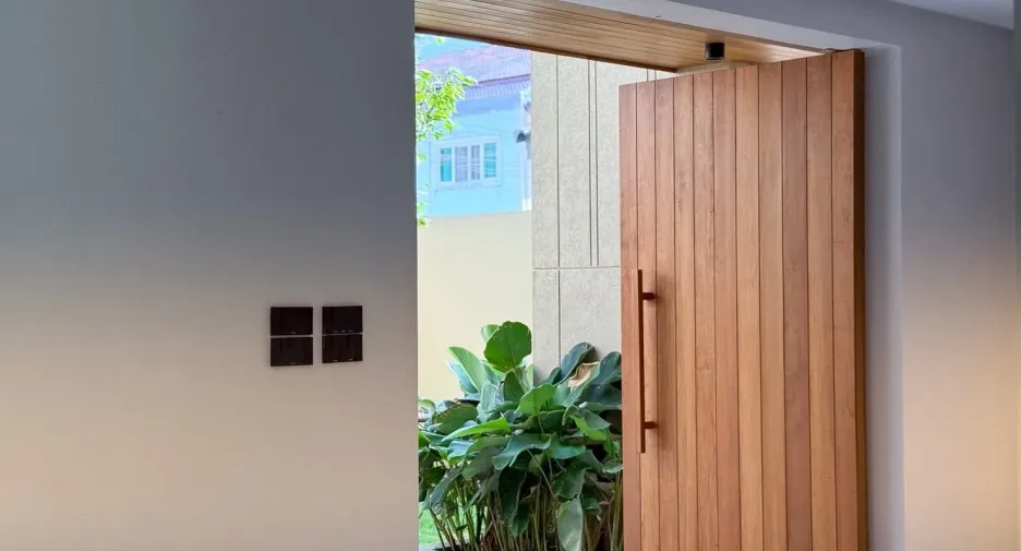 For sale and for rent 4 bedrooms villa in Mueang Phuket, Phuket