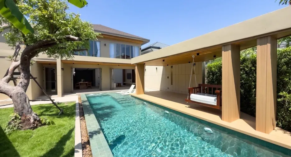 For sale and for rent 4 bedrooms villa in Mueang Phuket, Phuket