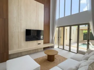 For sale そして for rent 4 ベッドルーム villa in Mueang Phuket, Phuket