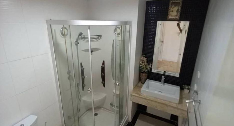 For sale and for rent 2 bedrooms condo in Mueang Phuket, Phuket