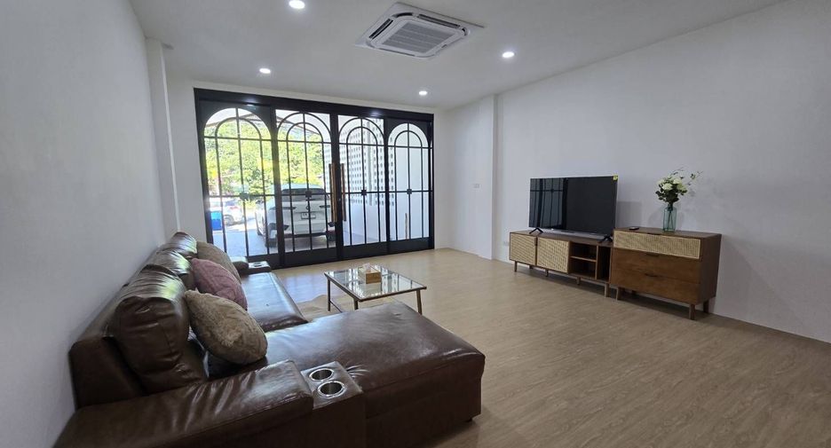 For rent 2 bedrooms house in Mueang Phuket, Phuket