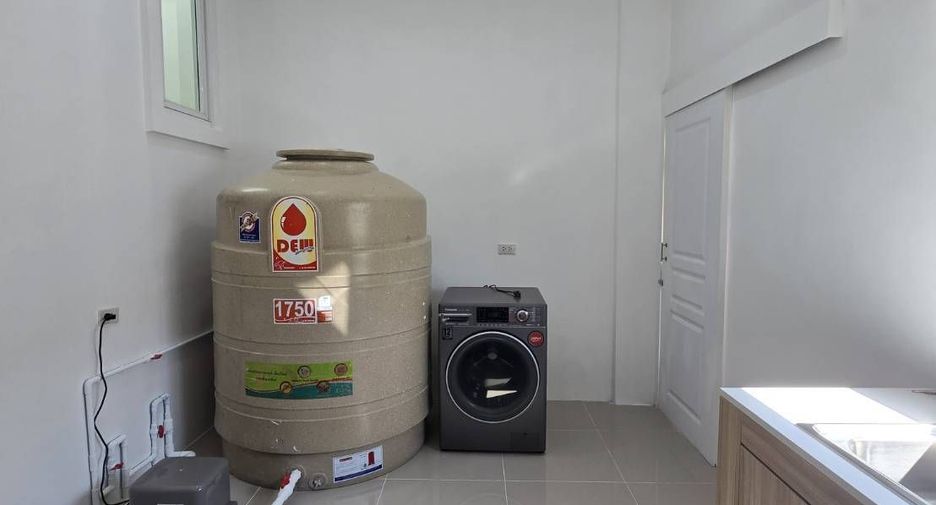For rent 2 bedrooms house in Mueang Phuket, Phuket