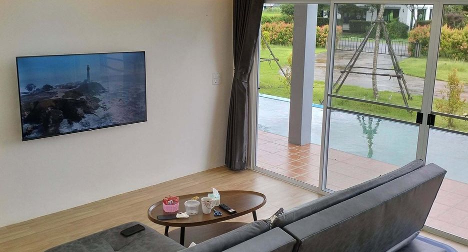 For sale 5 bedrooms villa in Mae Sai, Chiang Rai