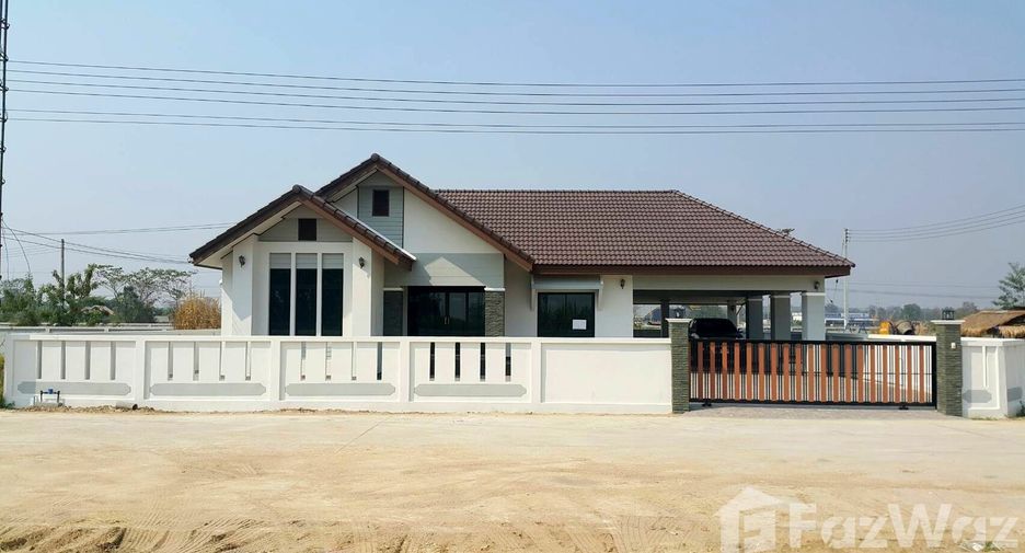 For sale 3 bedrooms house in Mueang Kamphaeng Phet, Kamphaeng Phet