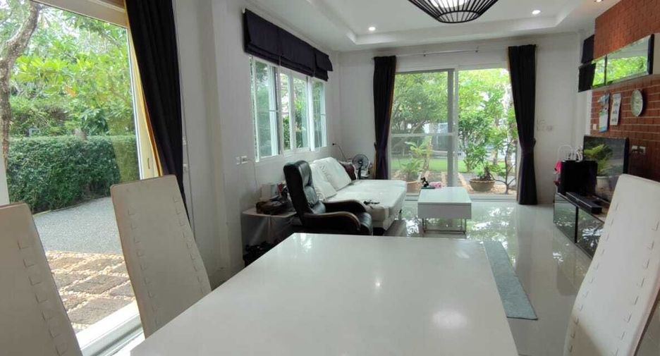 For sale and for rent 4 bedrooms house in Mueang Phuket, Phuket