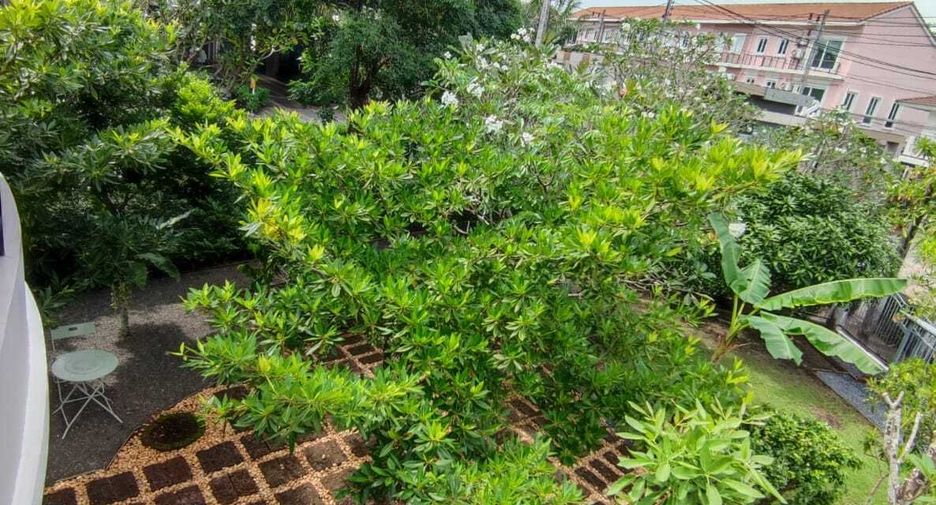 For sale and for rent 4 bedrooms house in Mueang Phuket, Phuket
