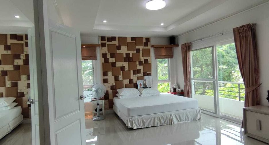 For sale and for rent 4 bedrooms house in Mueang Phuket, Phuket