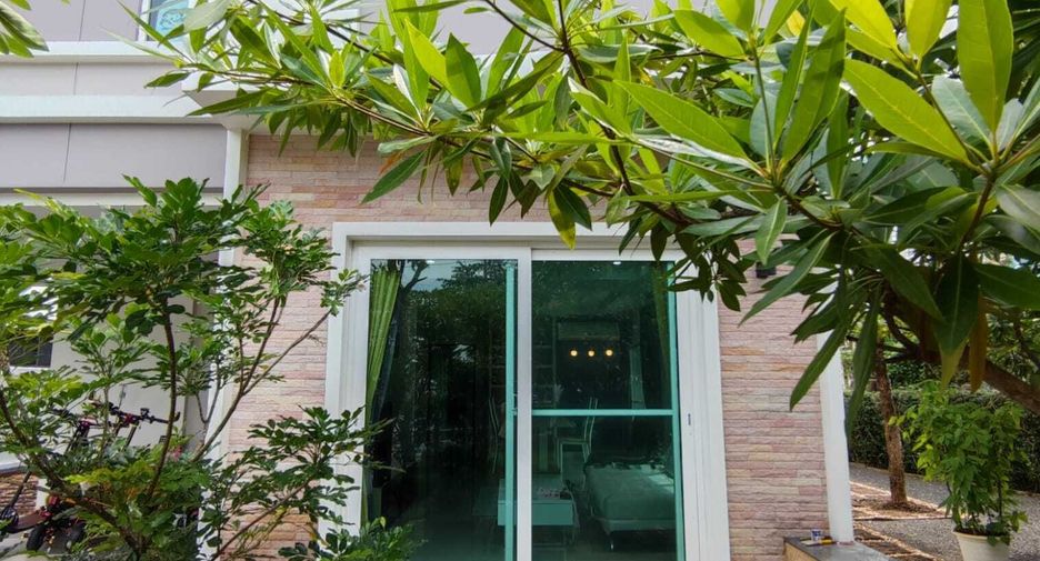 For sale and for rent 4 bedrooms house in Mueang Phuket, Phuket