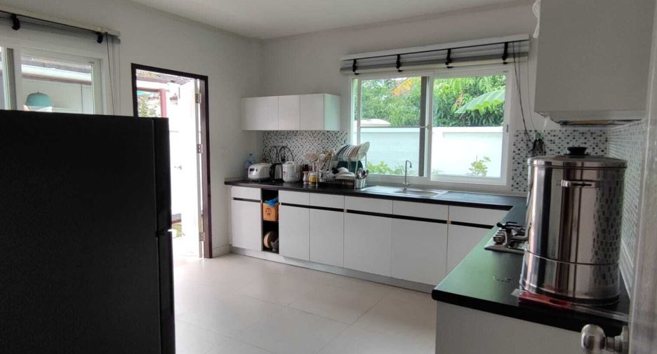 For sale and for rent 4 bedrooms house in Mueang Phuket, Phuket