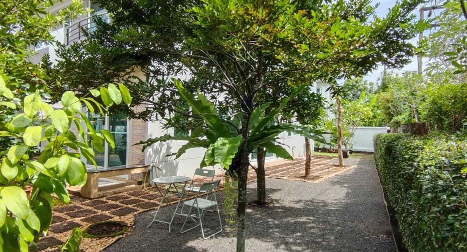 For sale and for rent 4 bedrooms house in Mueang Phuket, Phuket