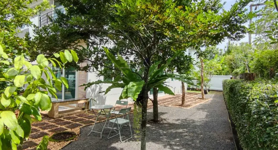 Casa en venta y en alquiler de 4 habitaciones en Mueang Phuket, Phuket