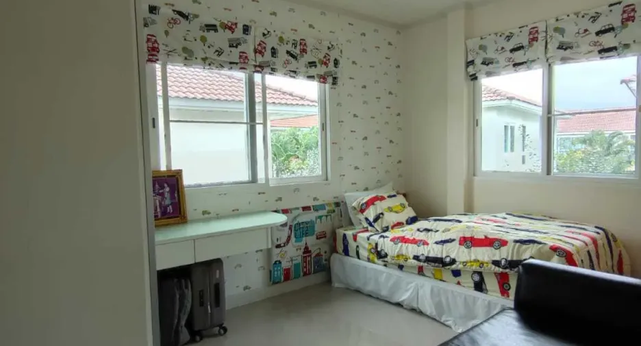 For sale and for rent 4 bedrooms house in Mueang Phuket, Phuket