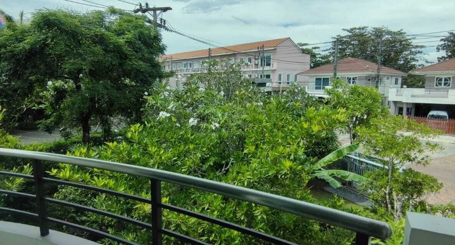 For sale and for rent 4 bedrooms house in Mueang Phuket, Phuket