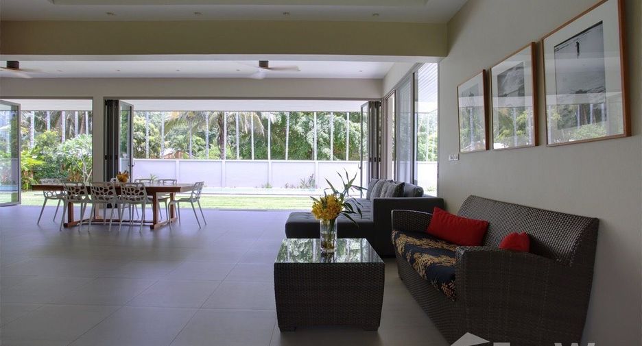 For sale 4 bedrooms villa in Thalang, Phuket