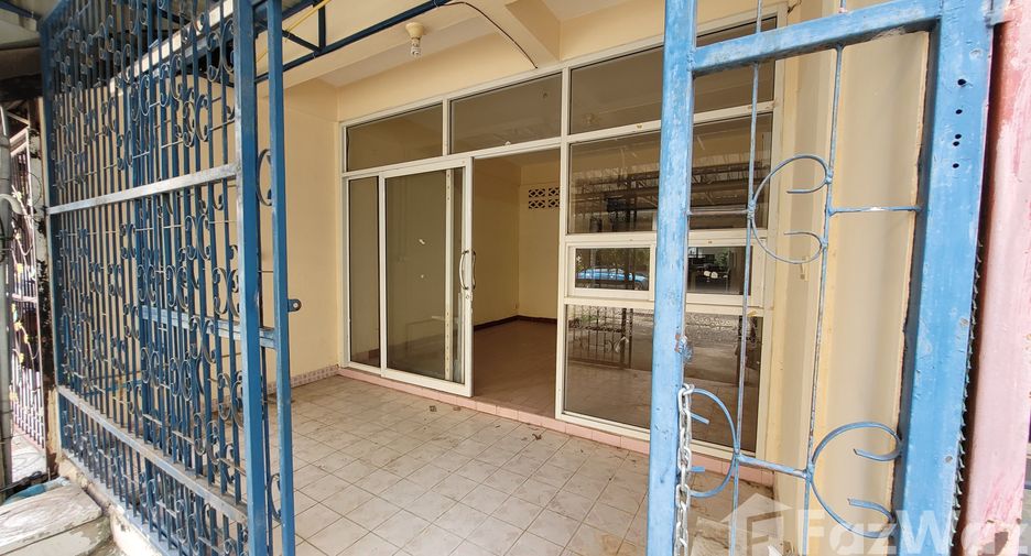 For sale 2 bedrooms townhouse in Mueang Khon Kaen, Khon Kaen