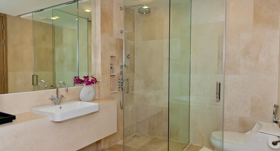 For sale 2 bedrooms condo in Thalang, Phuket