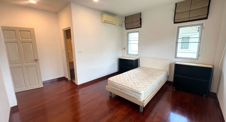 For sale 3 ベッドルーム house in Suan Luang, Bangkok