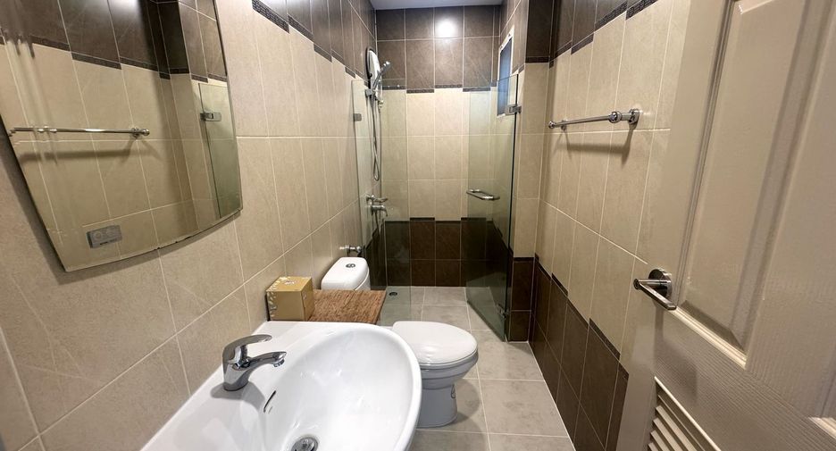 For sale 3 ベッドルーム house in Suan Luang, Bangkok