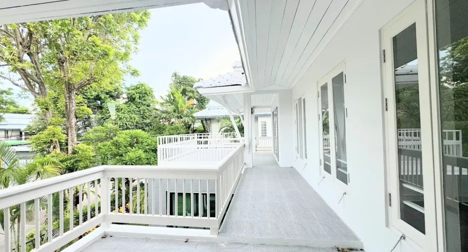 For sale 5 bedrooms house in Bang Khen, Bangkok