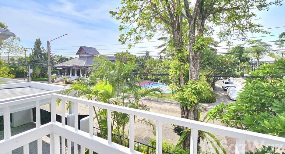 Casa en venta de 5 habitaciones en Bang Khen, Bangkok