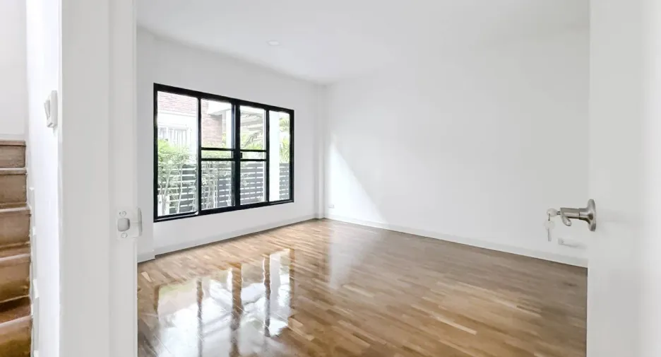 Casa en venta de 5 habitaciones en Bang Khen, Bangkok