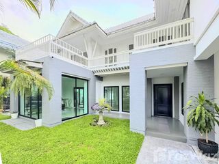 For sale 5 bedrooms house in Bang Khen, Bangkok