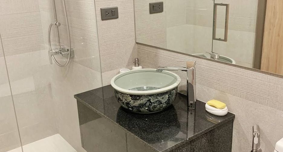 For sale 2 bedrooms condo in Mueang Phuket, Phuket