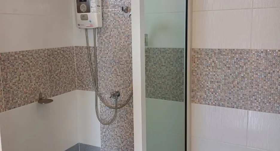 Продажа 3 спальни таунхаус в Pluak Daeng, Районг