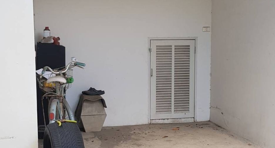 Reihenhaus zum Kauf mit 3 Zimmer in Khan Na Yao, Bangkok