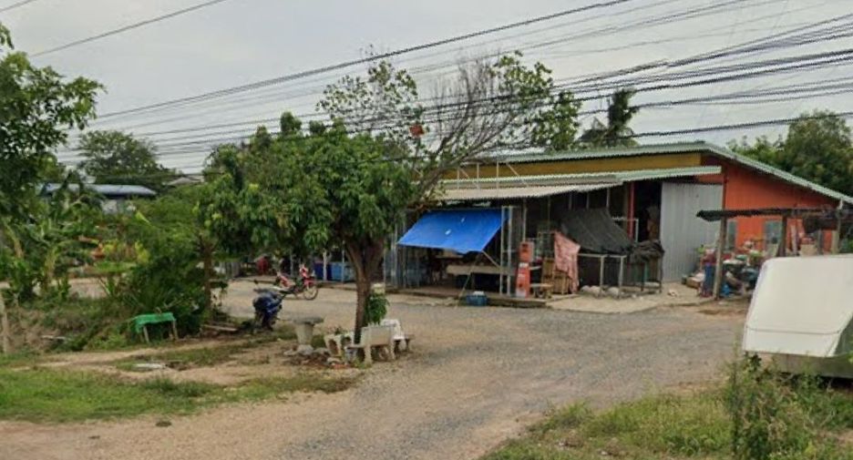 For sale 3 bedrooms retail Space in Wang Thong, Phitsanulok