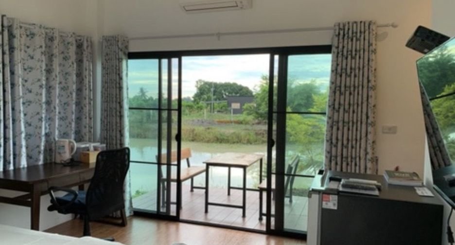 Gewerbefläche zum Kauf mit 8 Zimmer in Mueang Kamphaeng Phet, Kamphaeng Phet