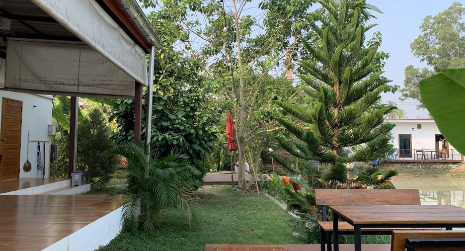 Gewerbefläche zum Kauf mit 8 Zimmer in Mueang Kamphaeng Phet, Kamphaeng Phet