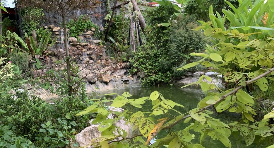 Gewerbefläche zum Kauf mit 8 Zimmer in Mueang Kamphaeng Phet, Kamphaeng Phet