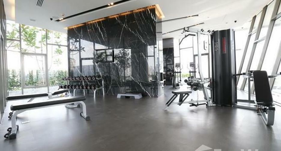 For sale 2 ベッドルーム condo in Watthana, Bangkok