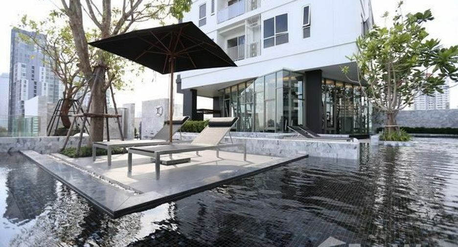 For sale 2 ベッドルーム condo in Watthana, Bangkok