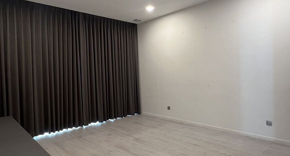 For sale 4 bedrooms house in Bang Phli, Samut Prakan
