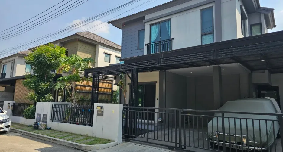 For sale 3 bedrooms house in Mueang Pathum Thani, Pathum Thani