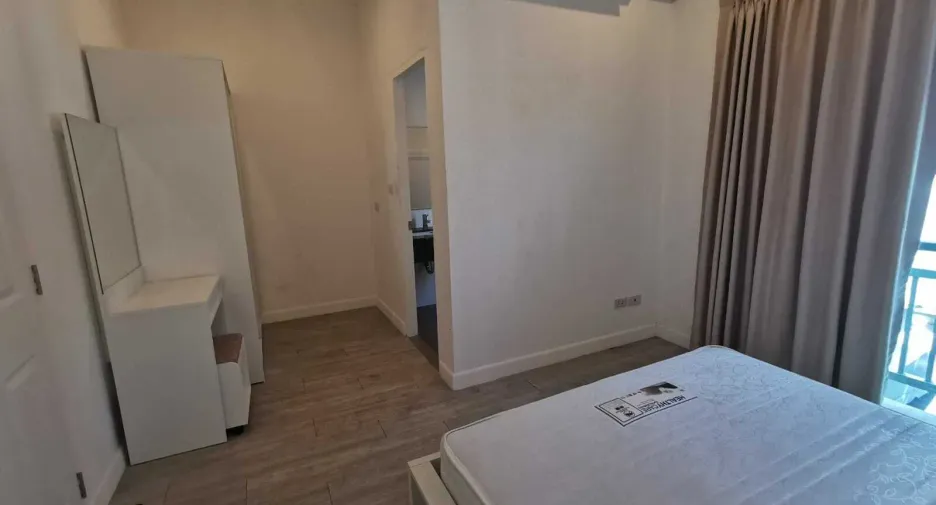 For rent 3 bedrooms townhouse in Thalang, Phuket