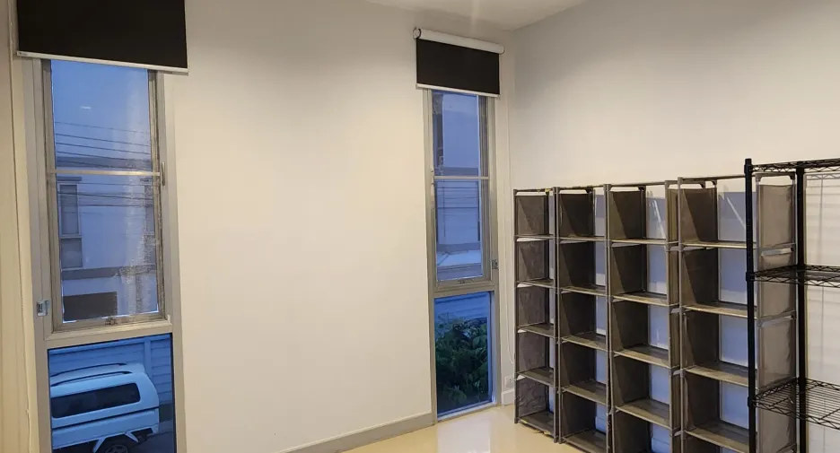For sale 5 bedrooms townhouse in Khlong Sam Wa, Bangkok