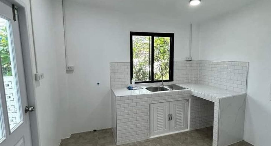 For sale 3 bedrooms house in Mueang Chanthaburi, Chanthaburi