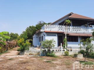 Casa en venta de 4 habitaciones en Nong Ya Sai, Suphan Buri