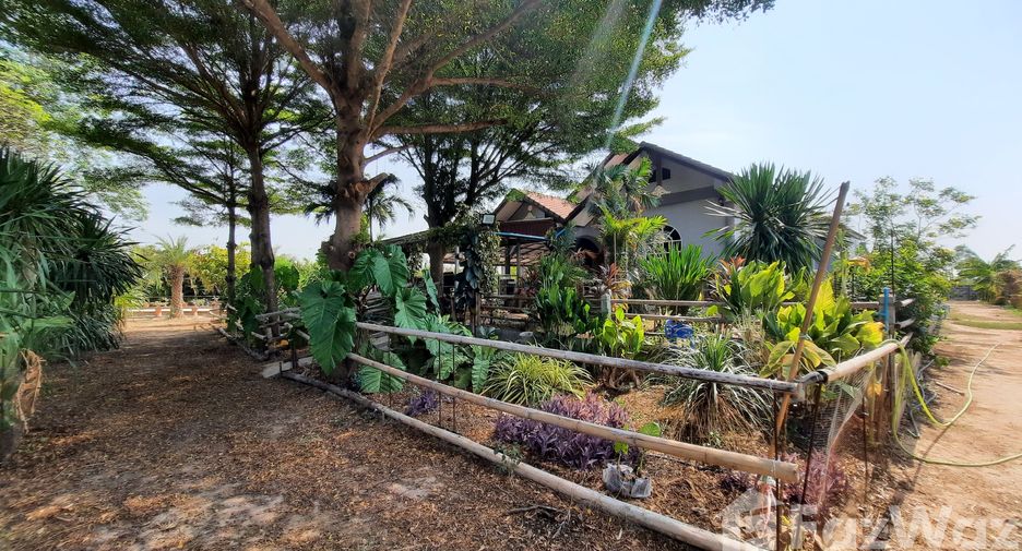 À vendre 4 chambres maison à Nong Ya Sai, Suphan Buri