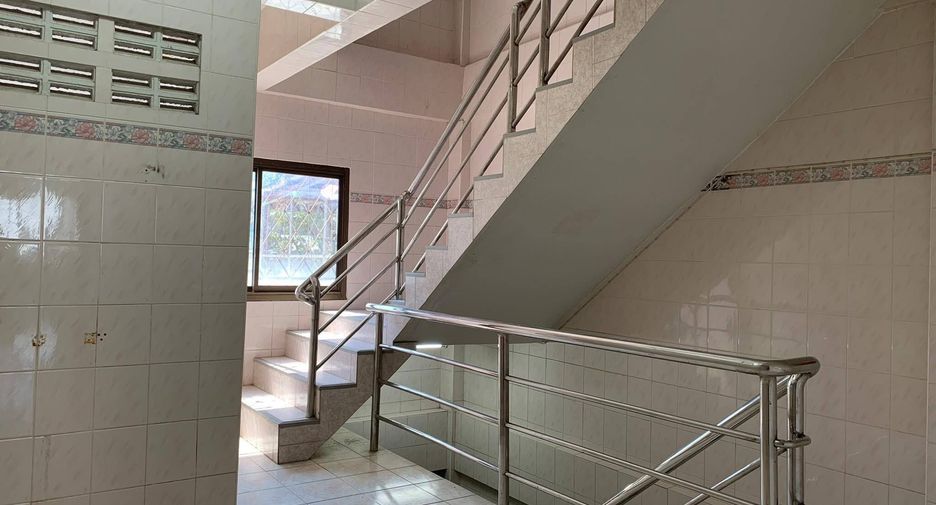 Gewerbefläche zum Kauf und zur Miete mit 5 Zimmer in Mueang Samut Songkhram, Samut Songkhram